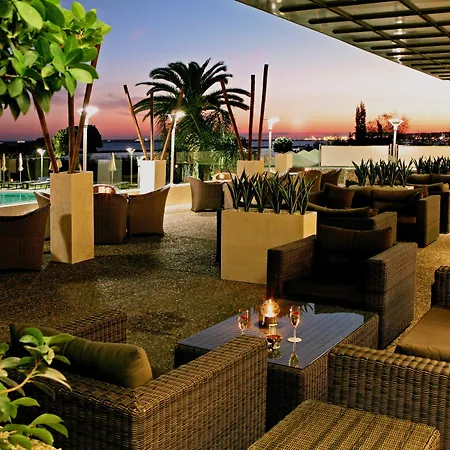 Crowne Plaza By Ihg Hotel